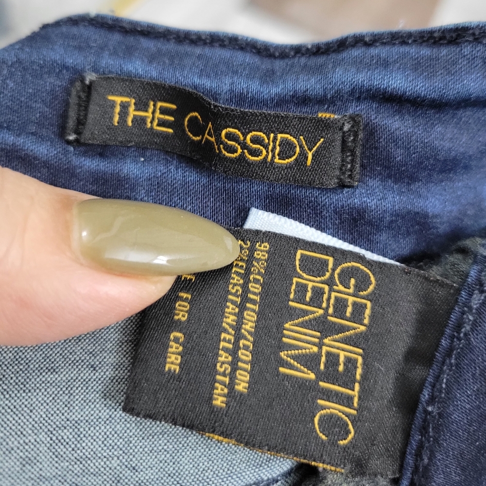 Geneticr denim "the Cassidy" size 26 high waisted, pink leather piping